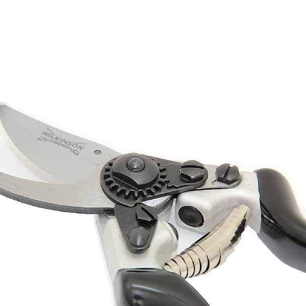 Wilkinson Sword Razorcut Pro Angled Head Bypass Pruner 5 Wilkinson Sword Razorcut Pro Angled Head Bypass Pruner - Image 3